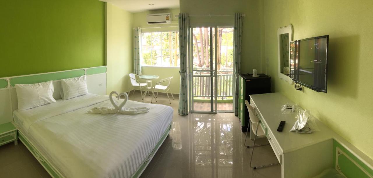 Holland Resort Phuket Exterior foto